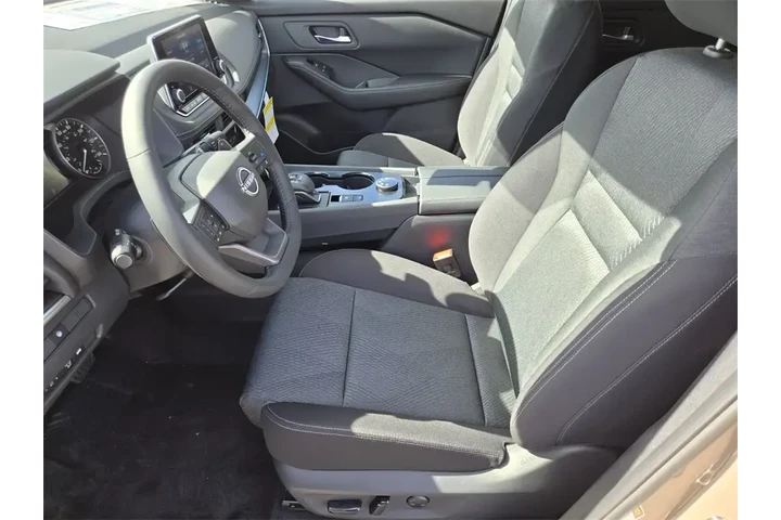 $26249 : Nissan Rogue 2025 AWD SV 4dr image 6