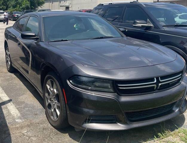 $10900 : 2015 Charger SE image 2