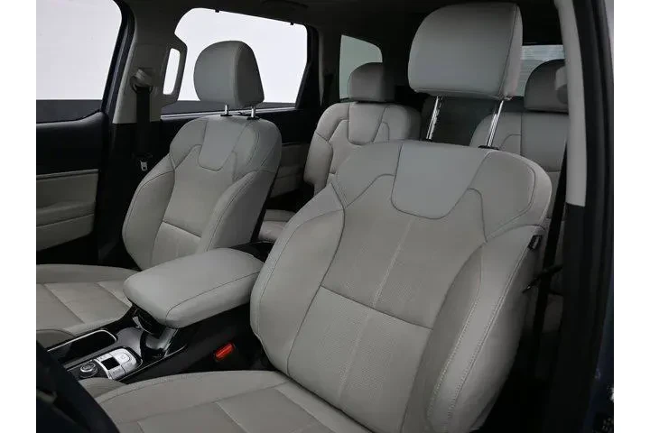 $29997 : Kia Telluride 2024 EX 4dr SU image 10