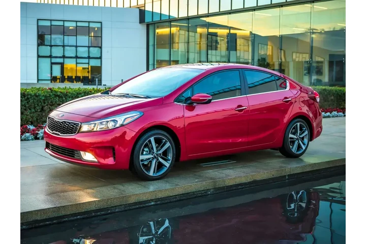 $10990 : Kia Forte 2017 LX 4dr Sedan image 1