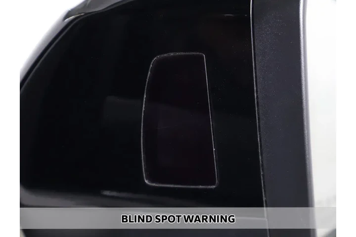 $29993 : Audi Q3 2023 AWD quattro S l image 7