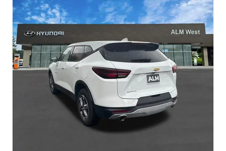 $24220 : Chevrolet Blazer 2025 LT 4dr image 2