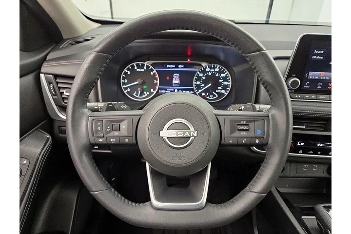 $24998 : Nissan Rogue 2024 SV 4dr Cro image 10