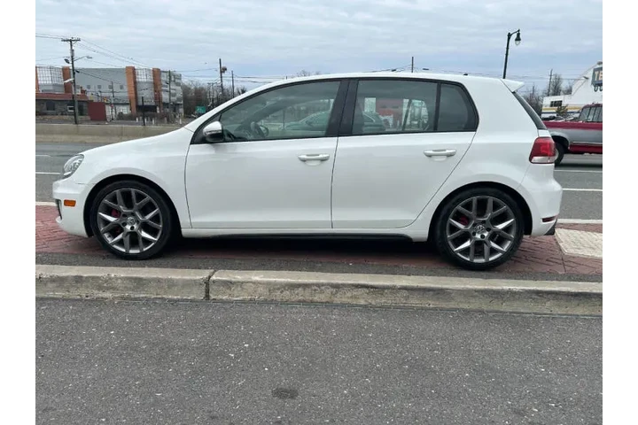 $9995 : 2013 GTI Base PZEV image 7