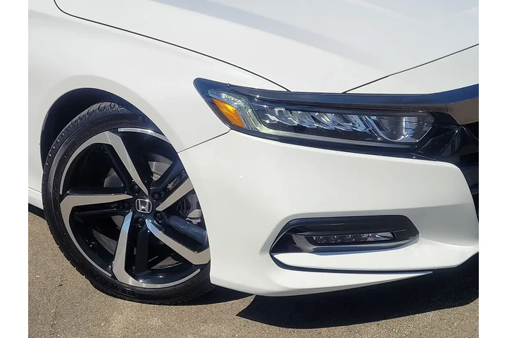 $23804 : Honda Accord 2020 Sport 4dr image 9