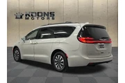 $25000 : Chrysler Pacifica Hybrid 202 thumbnail