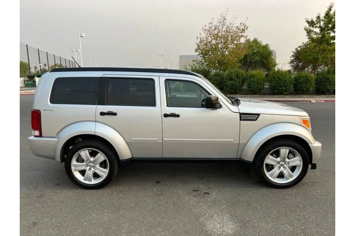 $8500 : 2011 Nitro Heat image 5