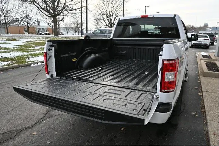 $26988 : Ford F-150 2020 4x4 XL 4dr S image 5