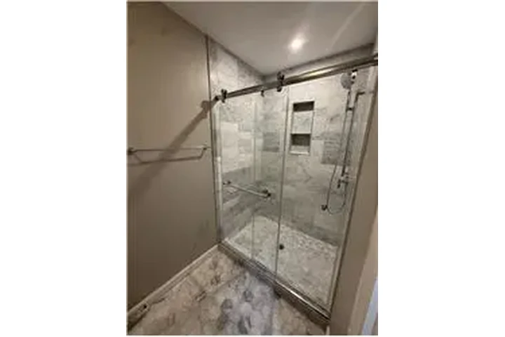 $4000 : Rental property with 1 bedro image 5