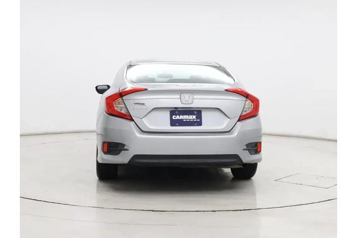 $17998 : Honda Civic 2016 LX 4dr Seda image 6