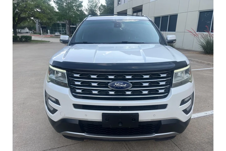 $13995 : 2017 Explorer Limited image 3