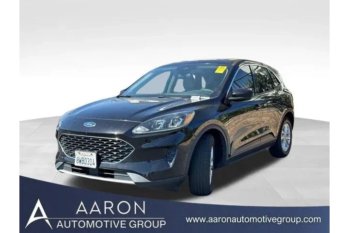 $15796 : Ford Escape 2020 SE 4dr SUV image 1