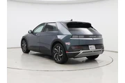 $30998 : Hyundai IONIQ 5 2024 SE 4dr thumbnail