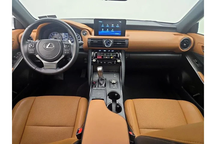 $39998 : Lexus IS 300 2023 AWD 4dr Se image 9