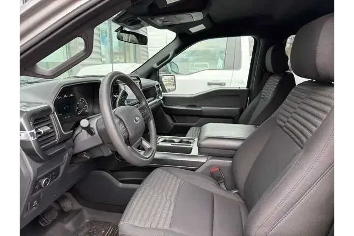 $39450 : Ford F-150 2022 4x4 XLT 4dr image 4