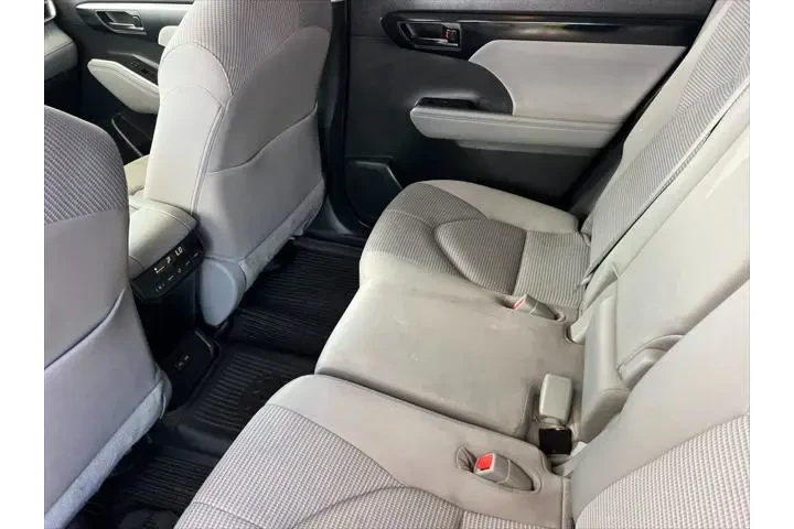 $32999 : Toyota Highlander Hybrid 202 image 5