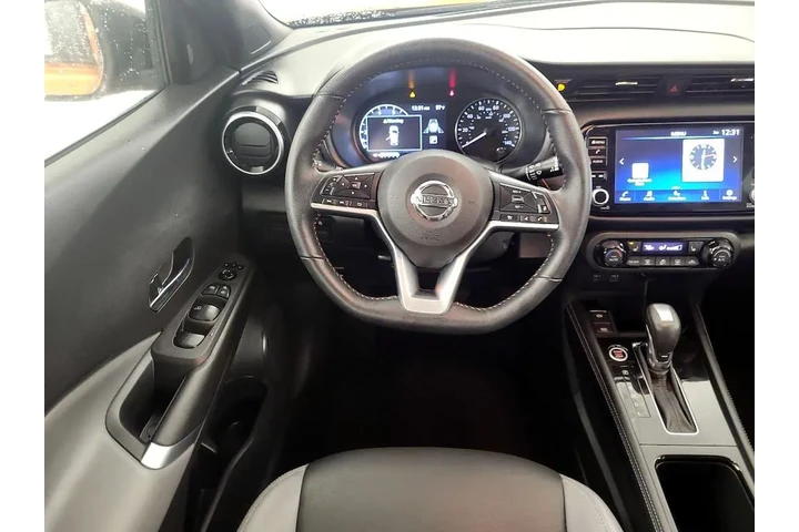 $20998 : Nissan Kicks 2021 SR 4dr Cro image 10