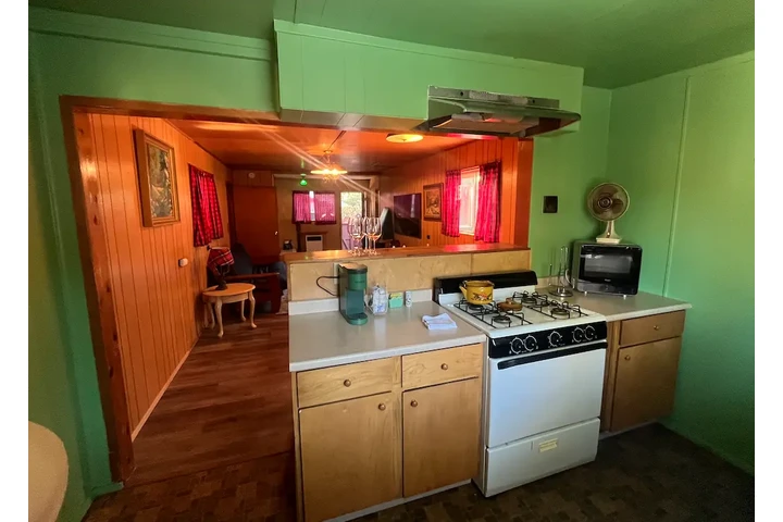 $1850 : ¡CASA EN IDYLLWILD DISPONIBLE! image 5