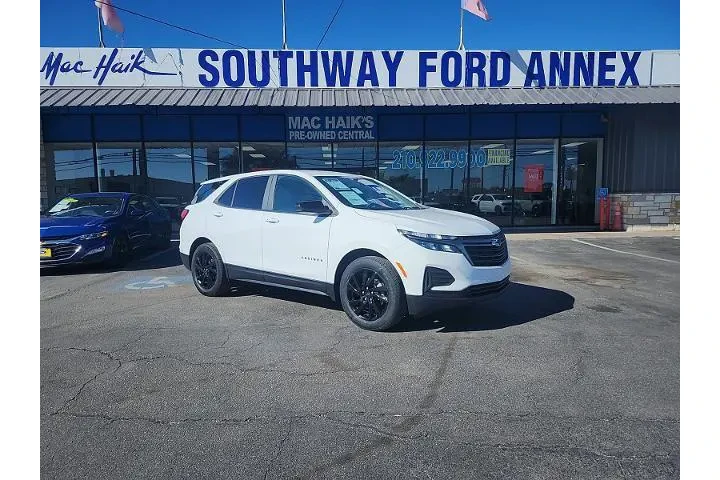 $20998 : Chevrolet Equinox 2024 LS 4d image 1