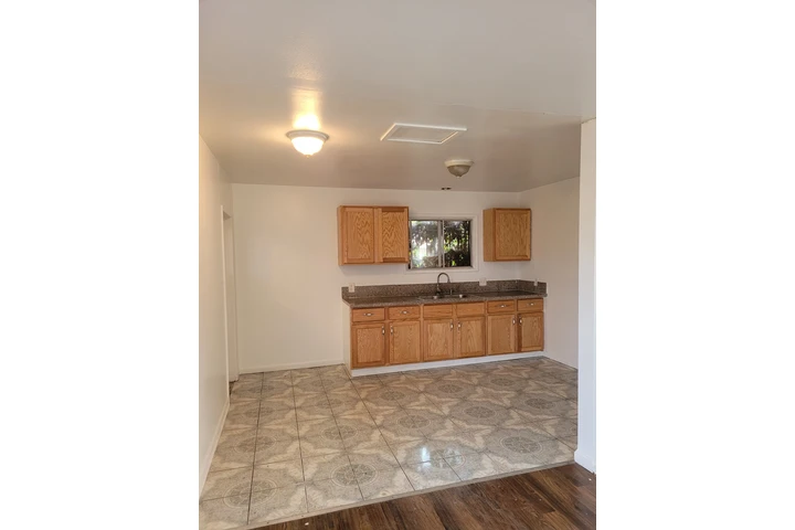 $2700 : Deysi image 4