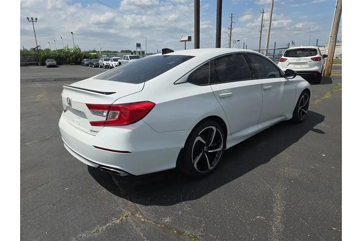 2022 Accord Sport CVT image 5
