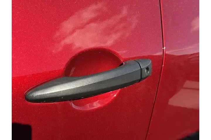 $17238 : Nissan Rogue 2023 S 4dr Cros image 5