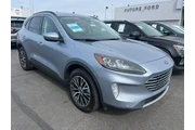$26988 : Ford Escape Plug-In Hybrid 2 thumbnail