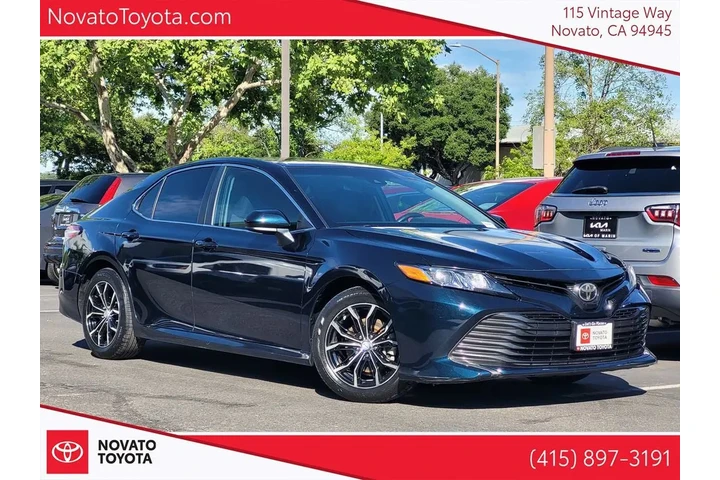 $15795 : 2018 Camry LE image 1