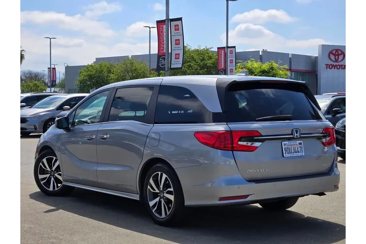 $29388 : Honda Odyssey 2021 Touring 4 image 5