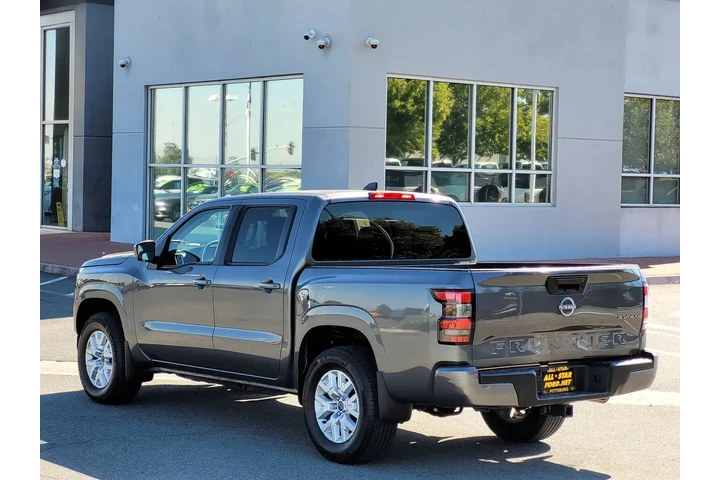$28000 : Nissan Frontier 2023 4x4 S 4 image 6