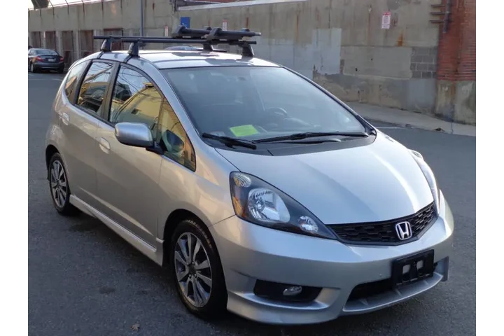 $8950 : 2012 Fit Sport image 3