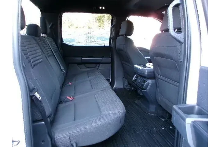 $39996 : Ford F-150 2022 4x4 XL 4dr S image 6