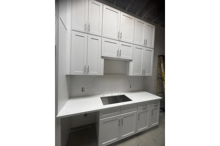 Installation de Gabinetes image 6