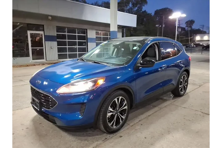 $24987 : Ford Escape 2022 SE 4dr SUV image 7