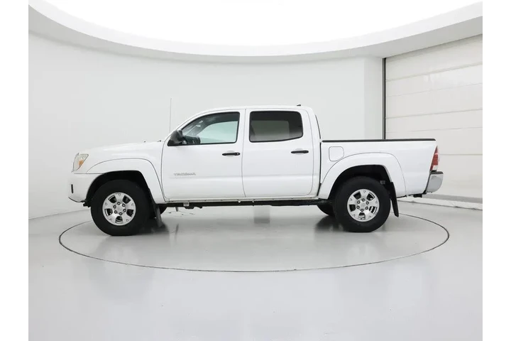 $23998 : Toyota Tacoma 2015 4x2 PreRu image 3