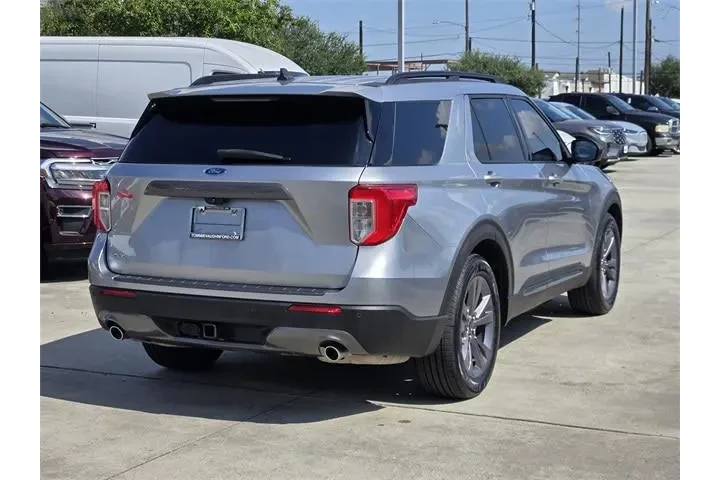 $27693 : Ford Explorer 2022 XLT 4dr S image 7