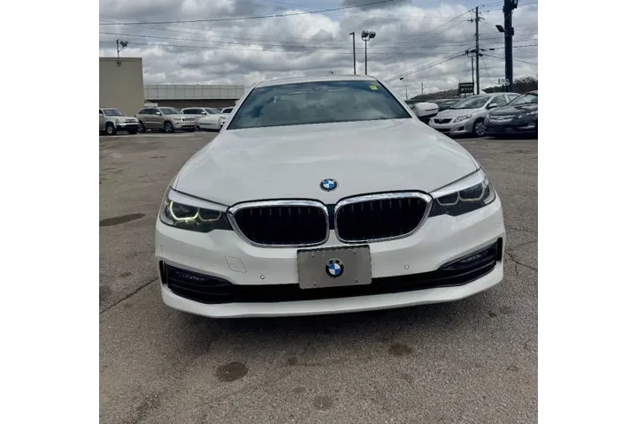 $12900 : 2017 BMW 5 Series 530i image 10
