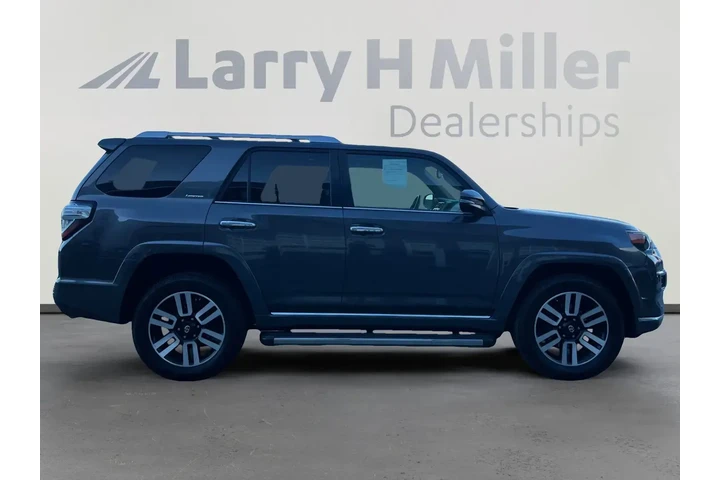 $22143 : Toyota 4Runner 2015 AWD Limi image 6