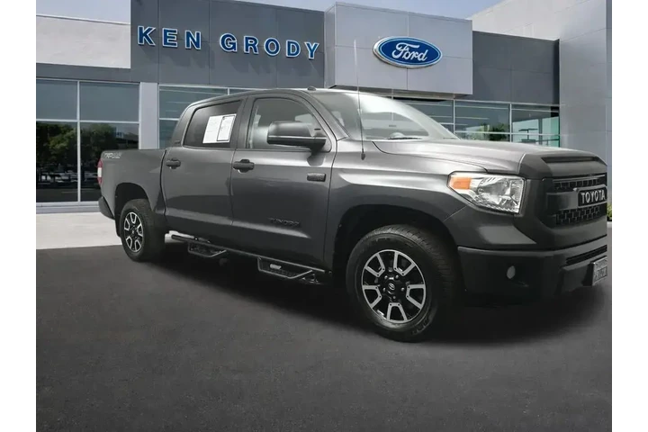 $36947 : Toyota Tundra 2017 4x4 SR5 4 image 1