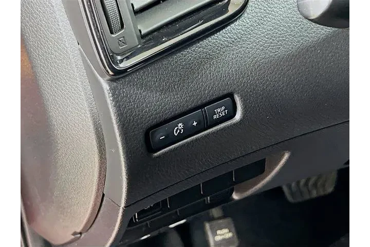 $10521 : Nissan Rogue Sport 2017 S 4d image 10