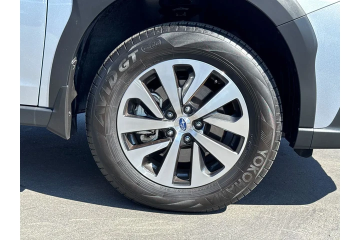 $27495 : Subaru Outback 2025 AWD Prem image 4