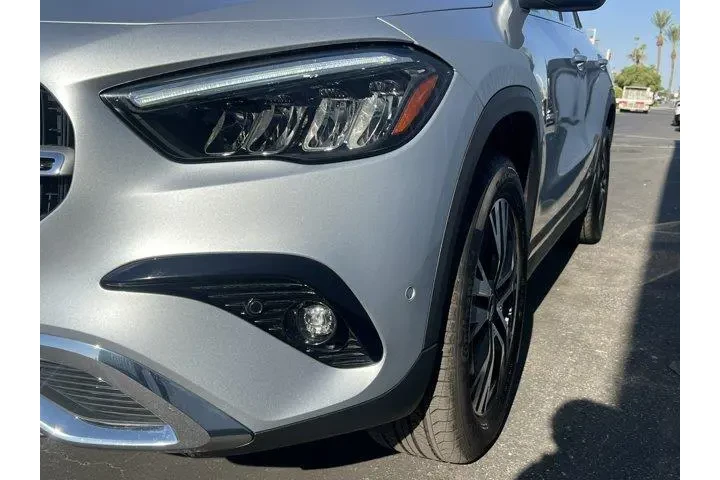 $37994 : Mercedes-Benz GLA 2025 GLA 2 image 9