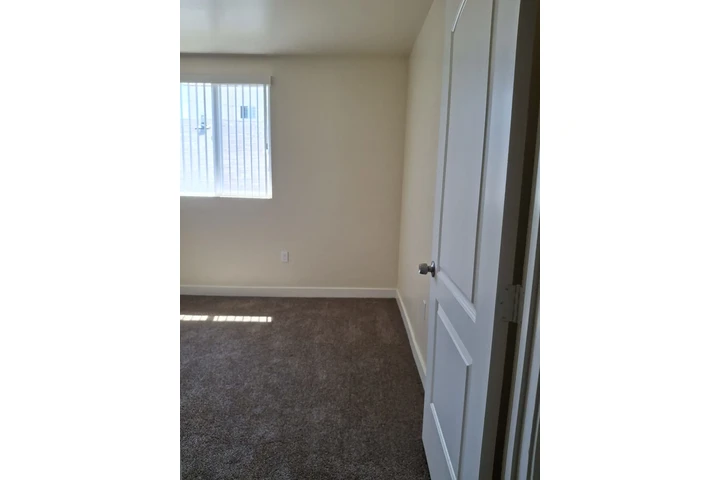 $975 : ¡¡¡SE RENTA RECAMARA/CUARTO!!! image 3