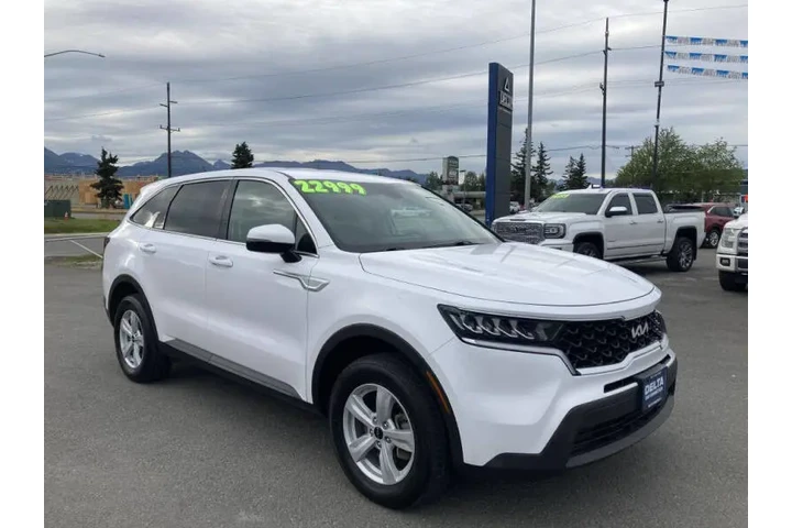$22999 : 2022 Sorento LX image 4