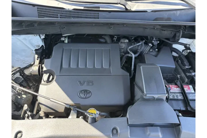 $19999 : 2015 Highlander XLE image 9