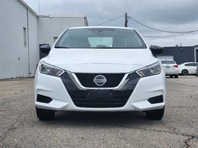 $14990 : 2020 Versa S image 3