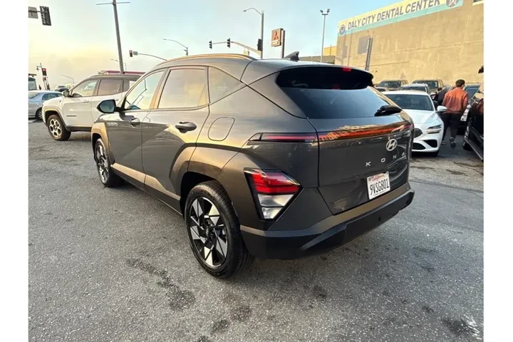 $22388 : Hyundai KONA 2024 SEL 4dr Cr image 7