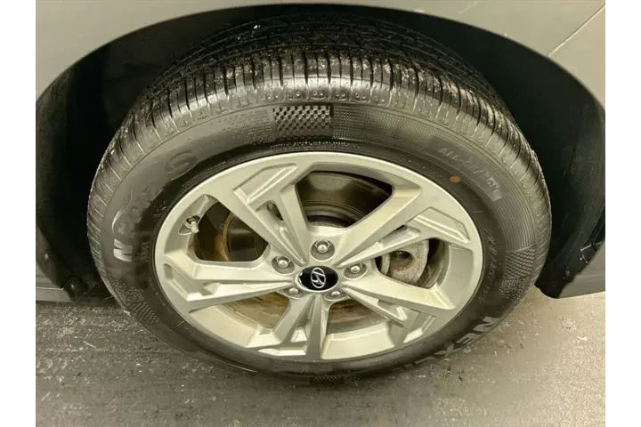 $22195 : Hyundai KONA 2023 AWD SEL 4d image 8