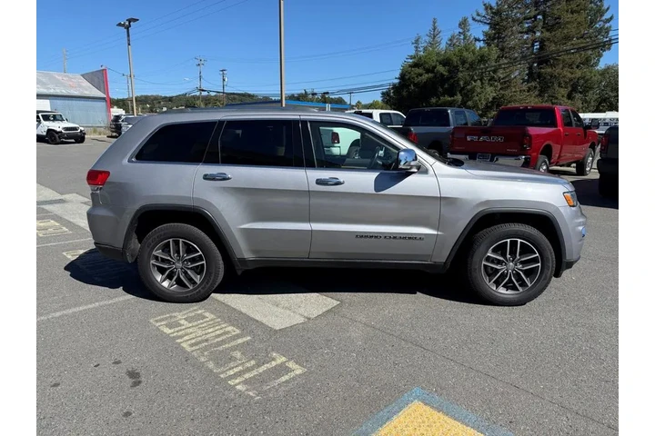 $17535 : Jeep Grand Cherokee 2018 4x4 image 6