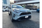 $31890 : Toyota RAV4 2023 AWD XLE Pre thumbnail